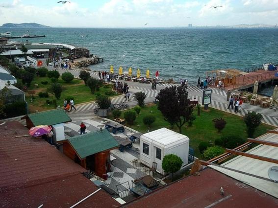 My Way Terrace Hotel Adalar Esterno foto